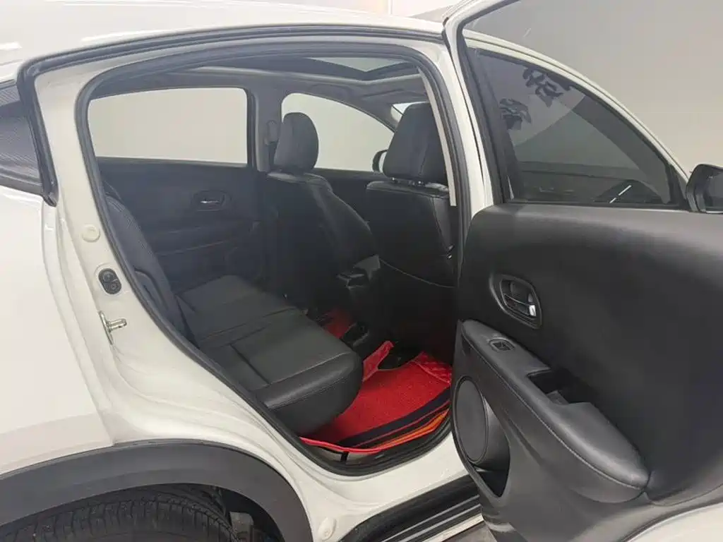Honda Vezel — миниатюра 8