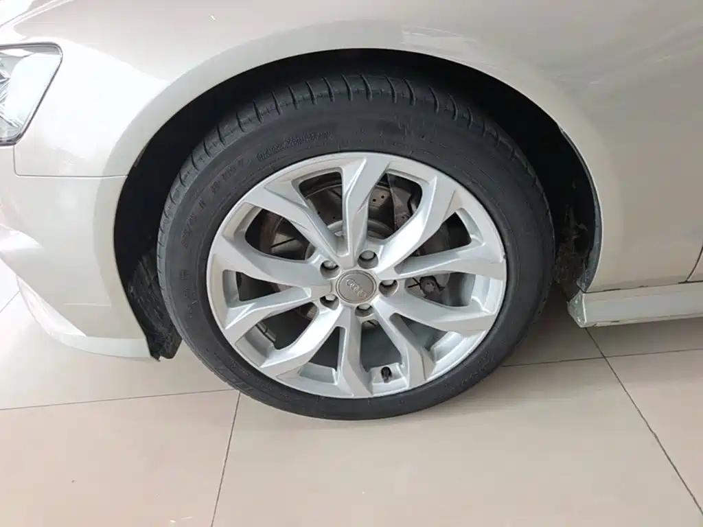 Audi A6L — миниатюра 23