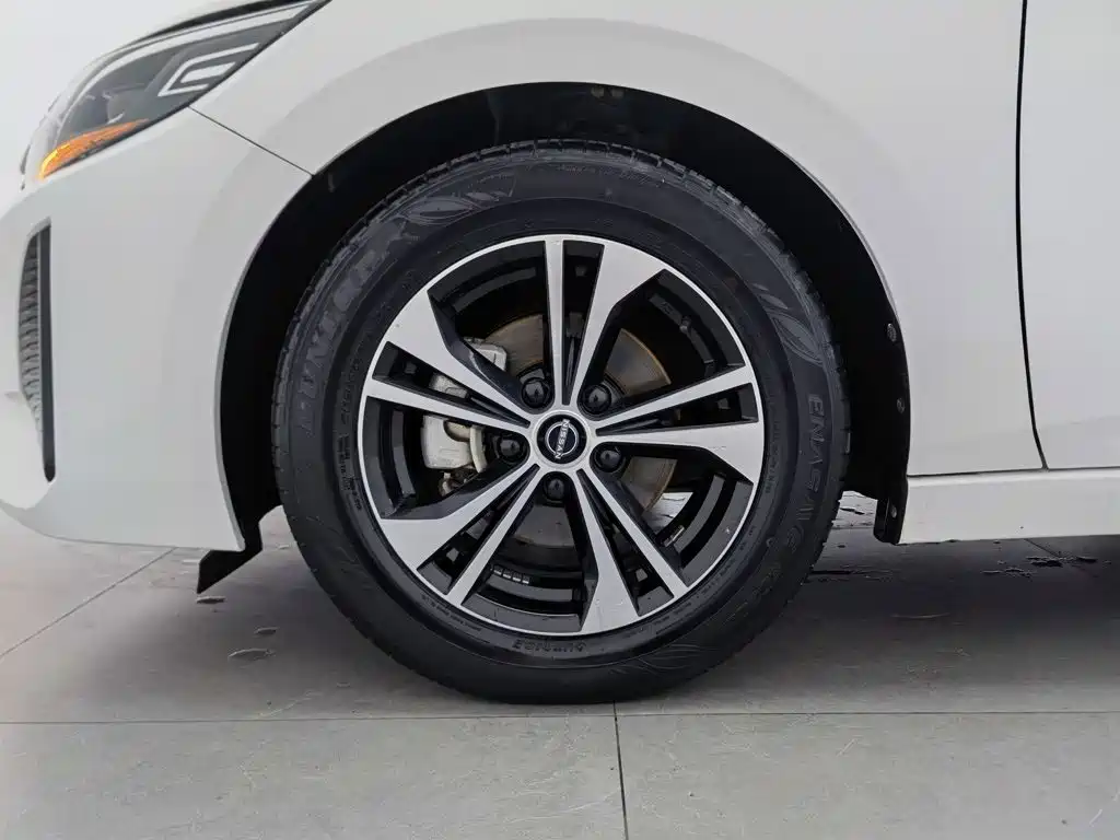 Nissan Sylphy — миниатюра 17
