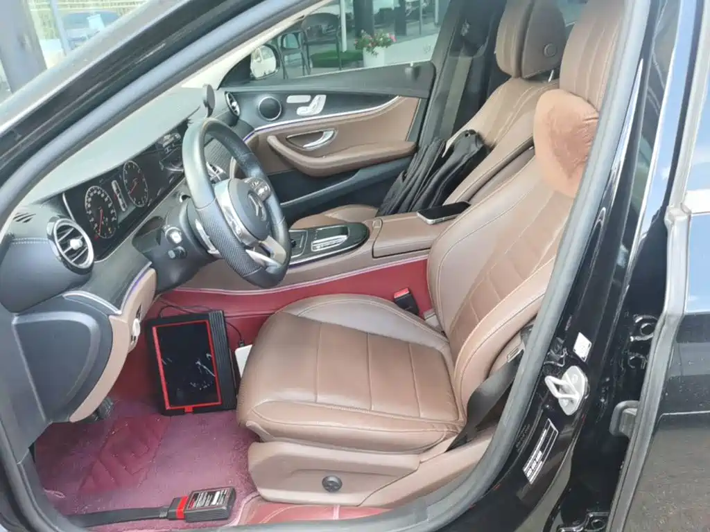 Mercedes-Benz E-Class — миниатюра 15