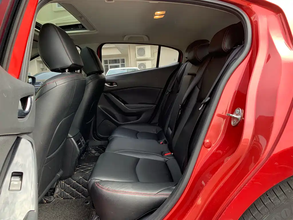 Mazda 3 Axela — миниатюра 13