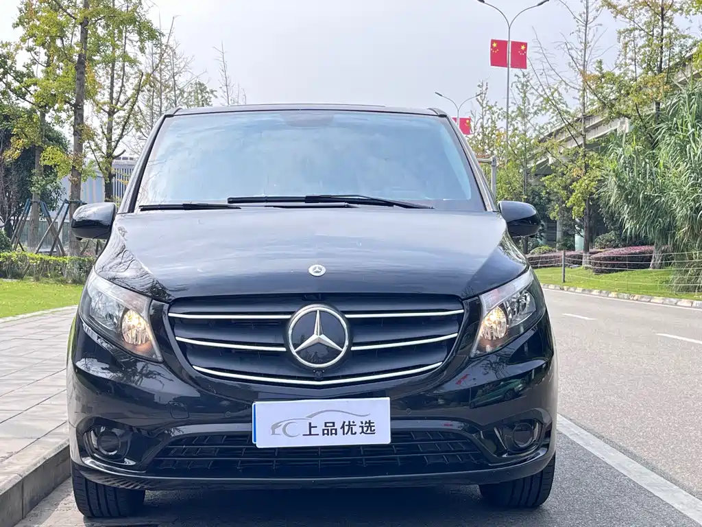 Mercedes-Benz Vito — миниатюра 2