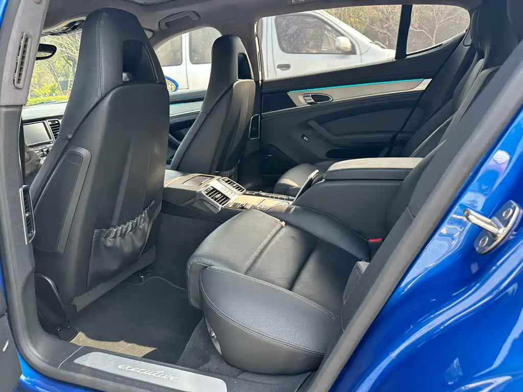Porsche Panamera 2014 Panamera Executive 3.0T