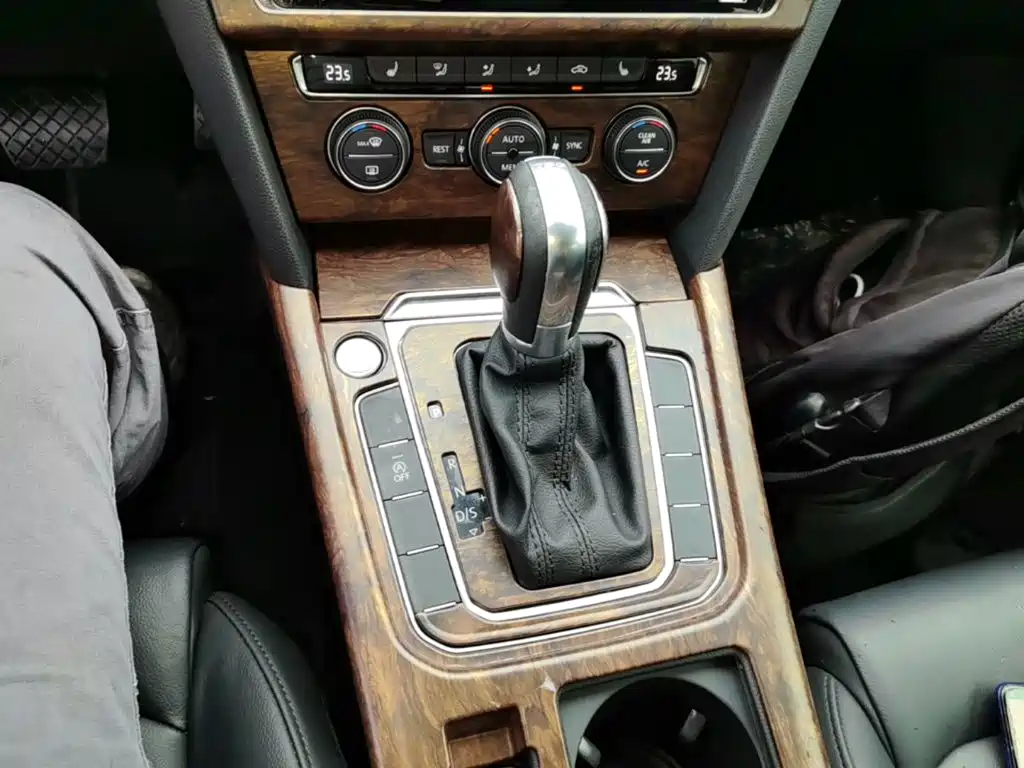 Volkswagen Magotan — миниатюра 14