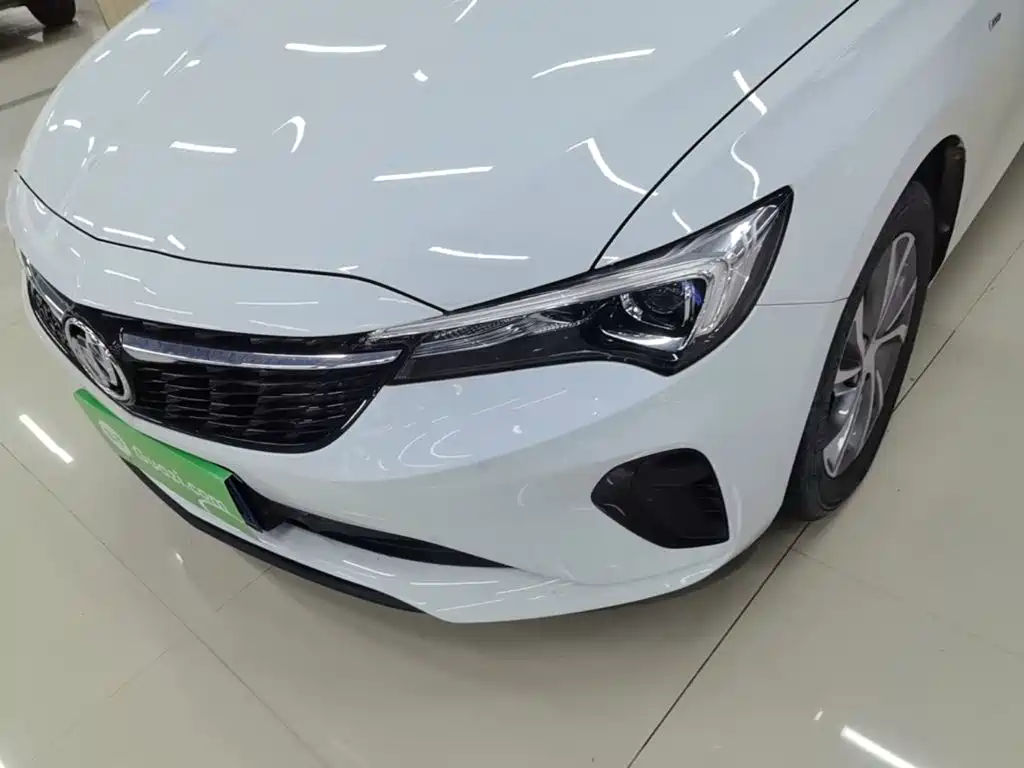 Buick Verano — миниатюра 24
