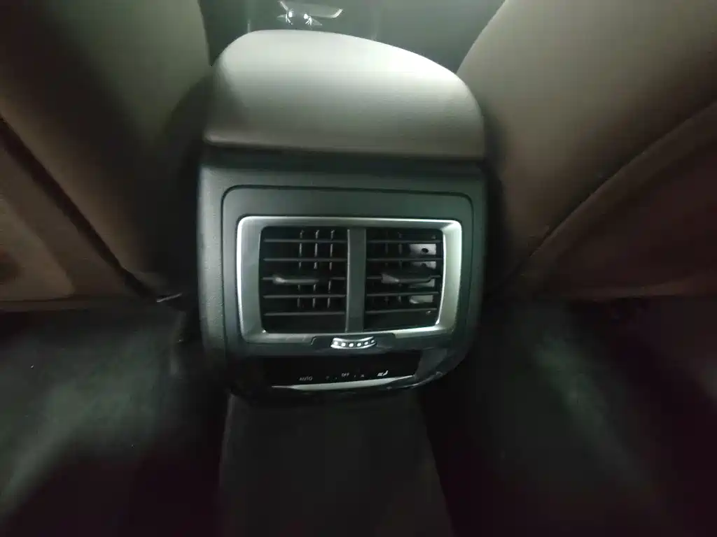 BMW X3 — миниатюра 11