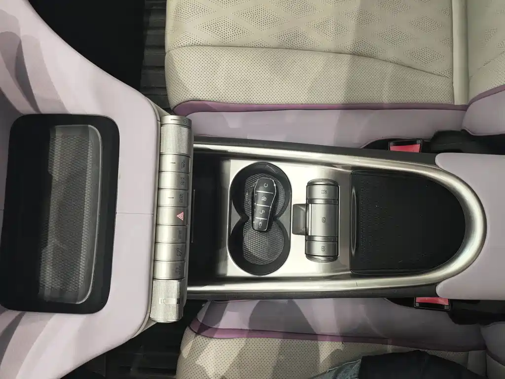 BYD Dolphin — миниатюра 13