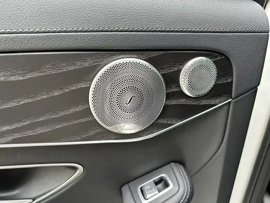Mercedes-Benz C-Class — миниатюра 16