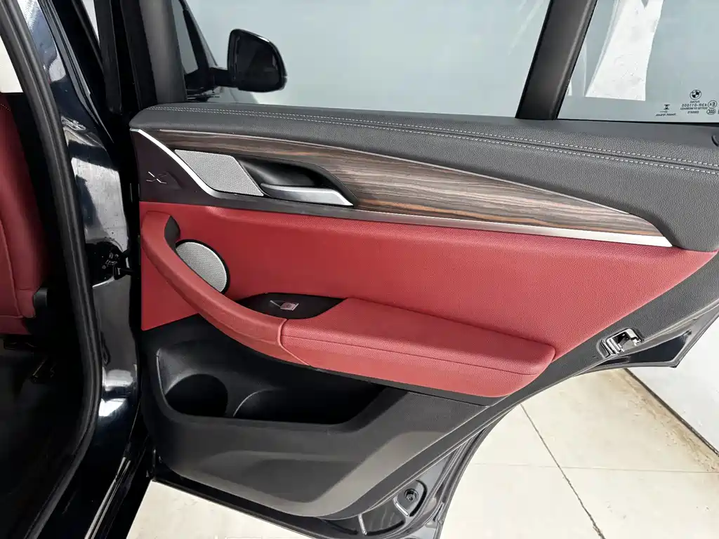 BMW X3 — миниатюра 23