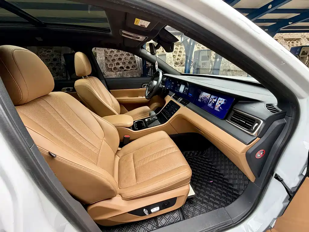 Li Auto Li ONE — миниатюра 15
