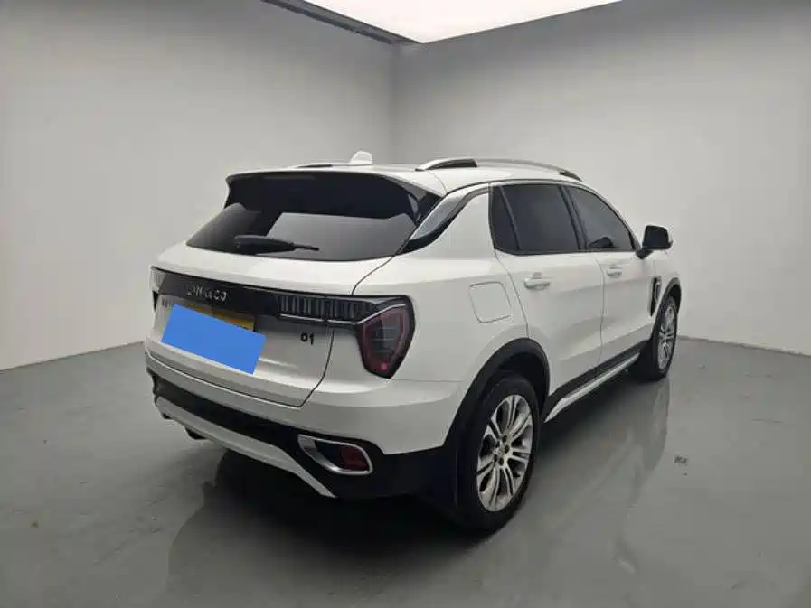 Lynk & Co 01 — миниатюра 3