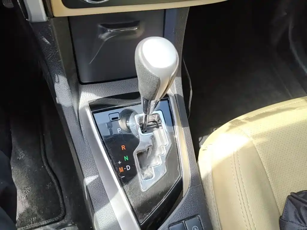 Toyota Corolla — миниатюра 14