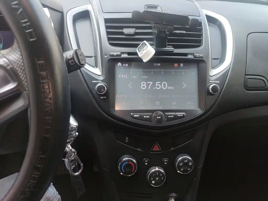 Chevrolet Trax — миниатюра 13