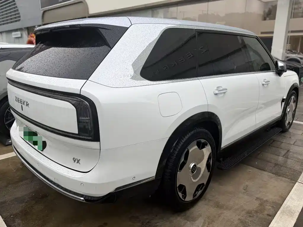 Zeekr 9X Ultra 70kWh
