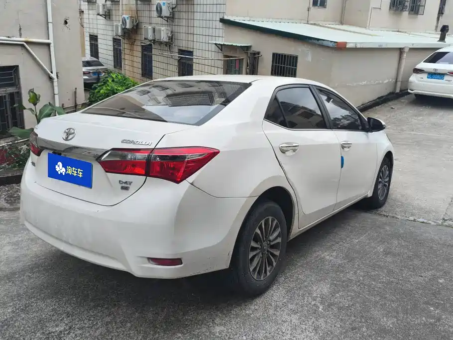 Toyota Corolla — миниатюра 3
