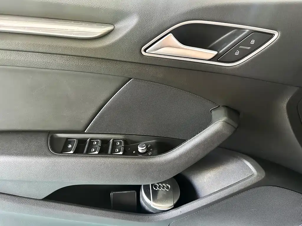 Audi A3 (Import) — миниатюра 11
