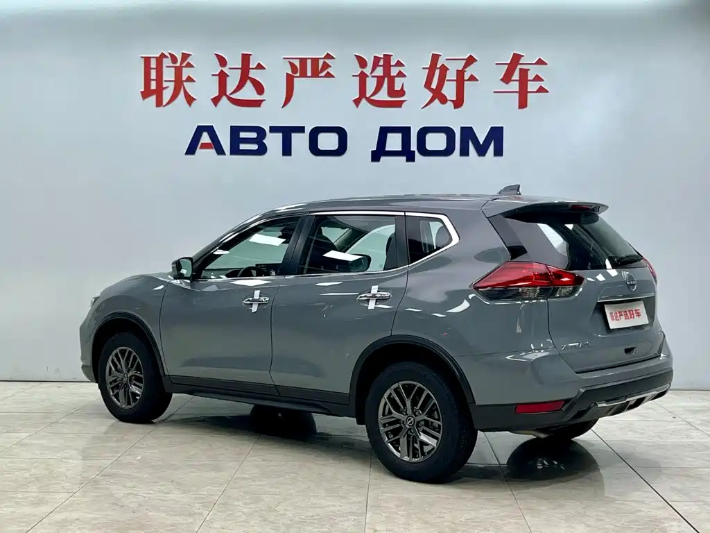Nissan X-Trail — миниатюра 4