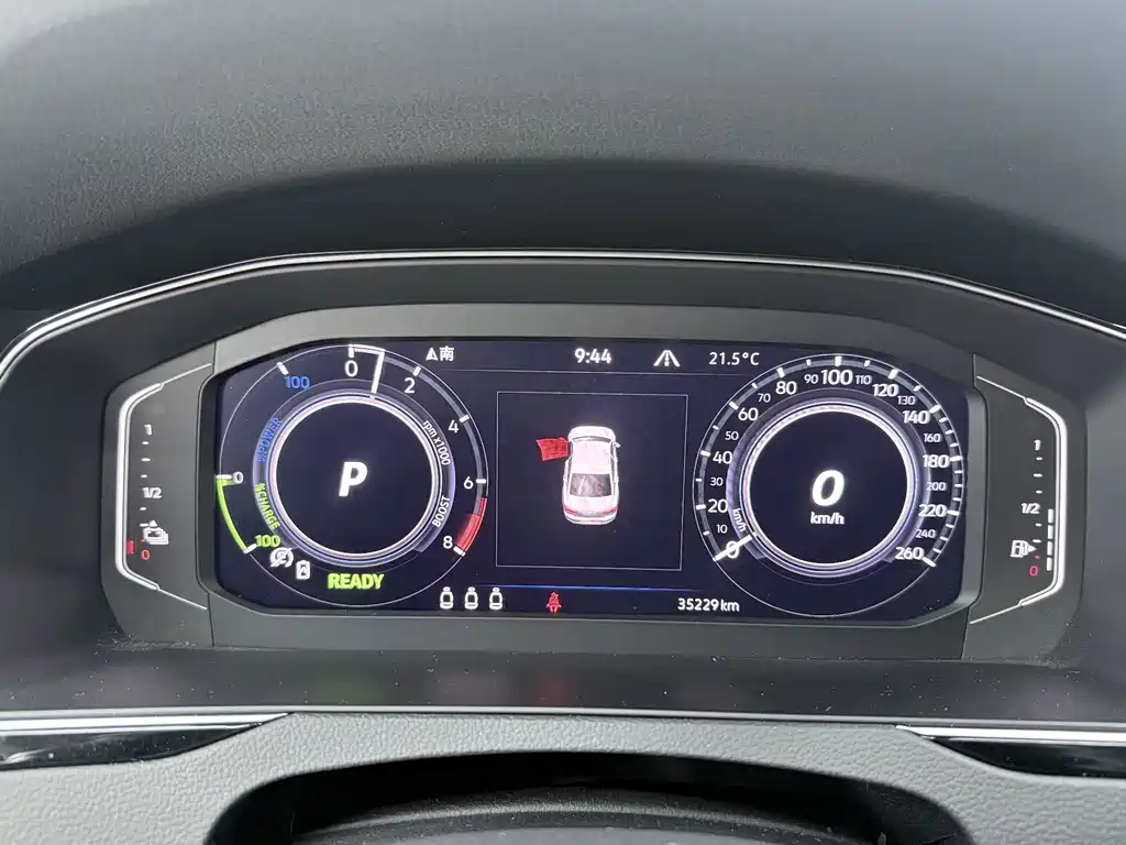Volkswagen Magotan PHEV — миниатюра 6