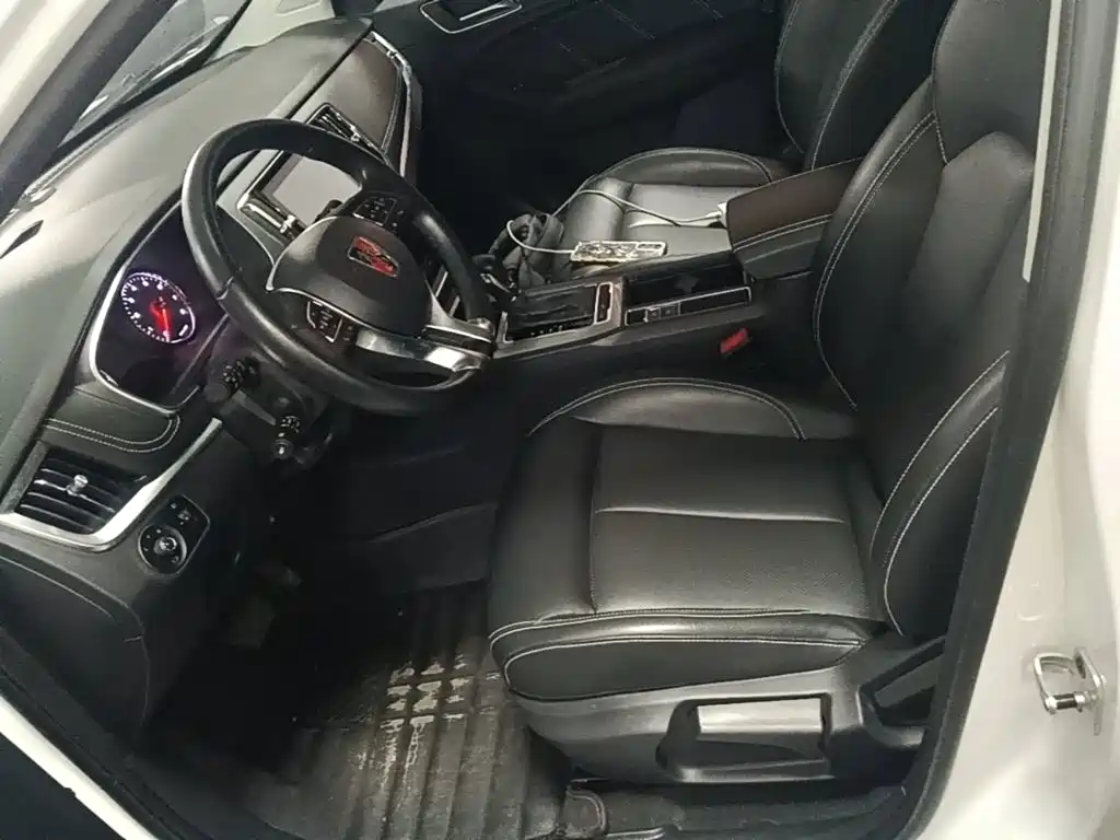 Roewe RX5 — миниатюра 15