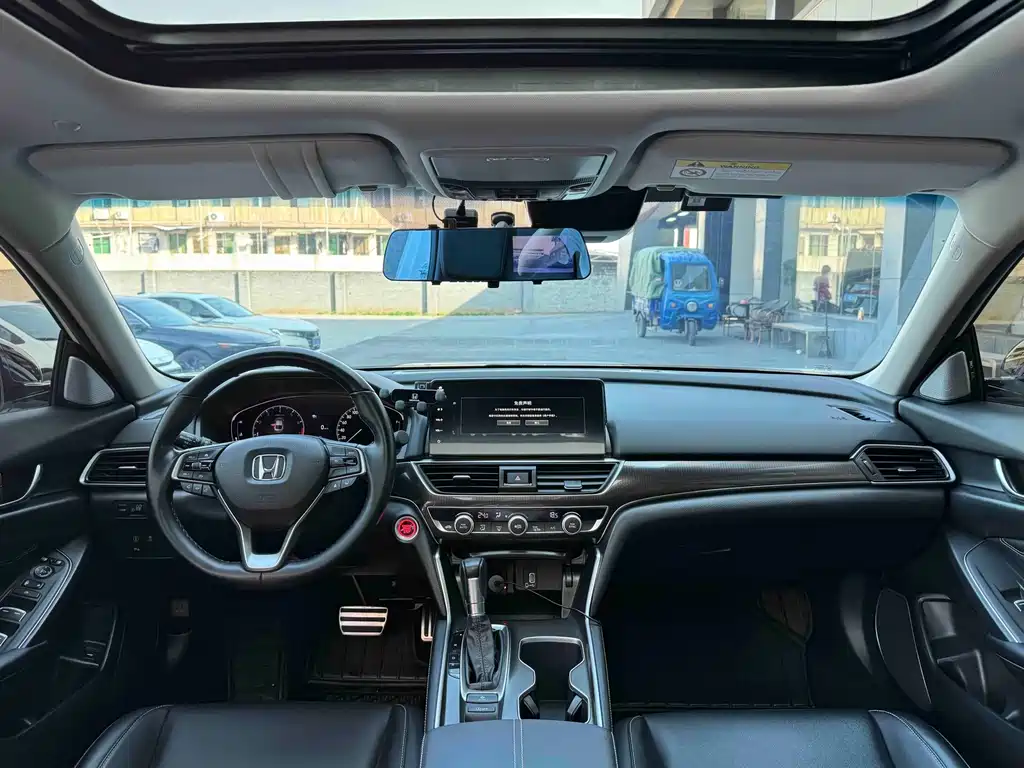 Honda Accord — миниатюра 5