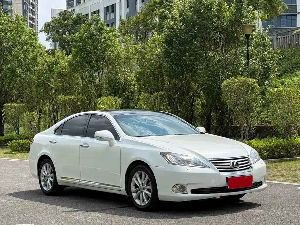 Lexus ES — миниатюра 3