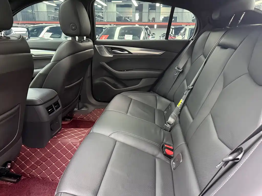 Cadillac CT5 — миниатюра 16