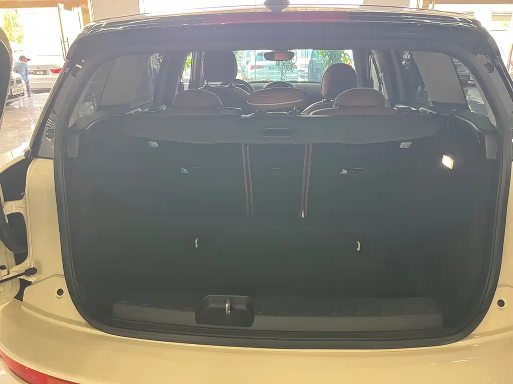 MINI Mini Clubman — миниатюра 13
