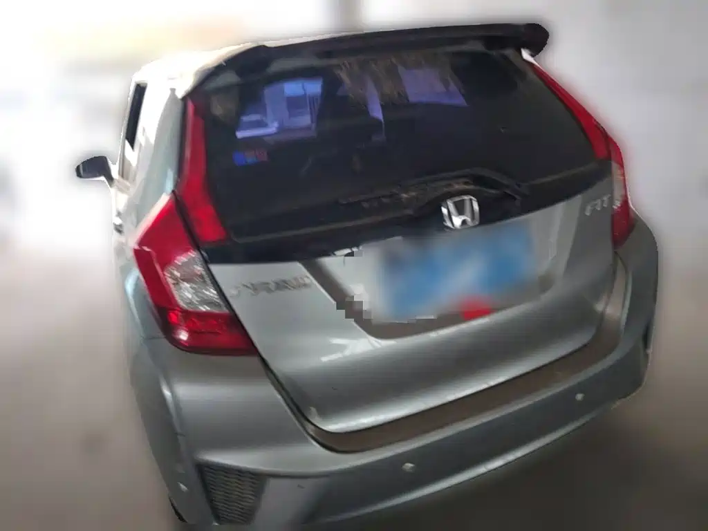 Honda Fit — миниатюра 7