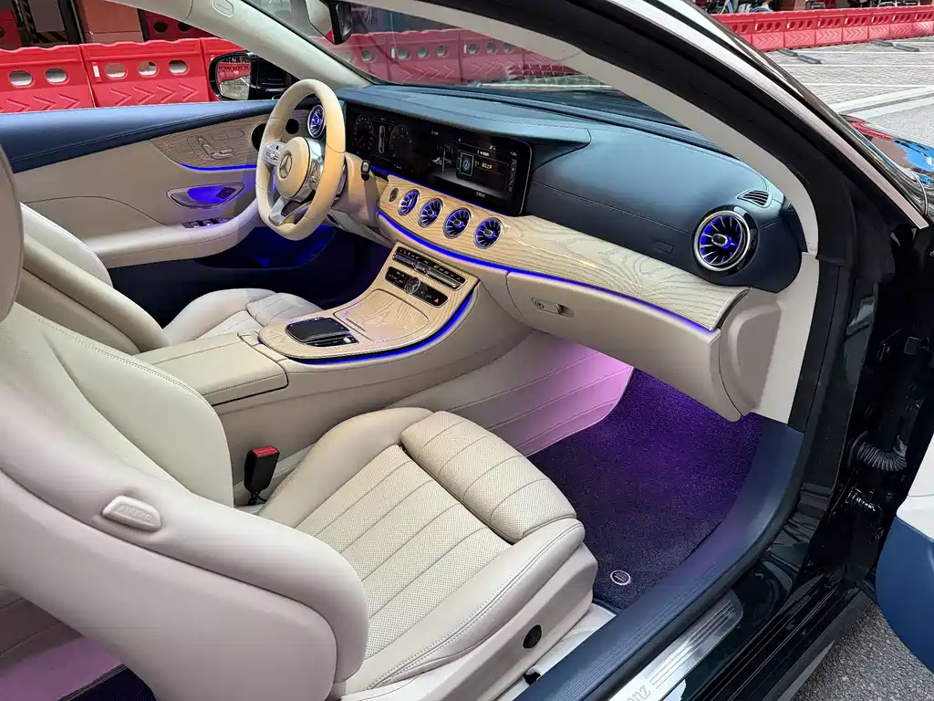 Mercedes-Benz E-Class (Import) — миниатюра 30