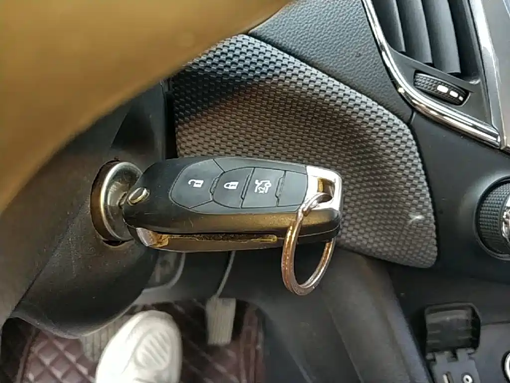 Chevrolet Cruze — миниатюра 9