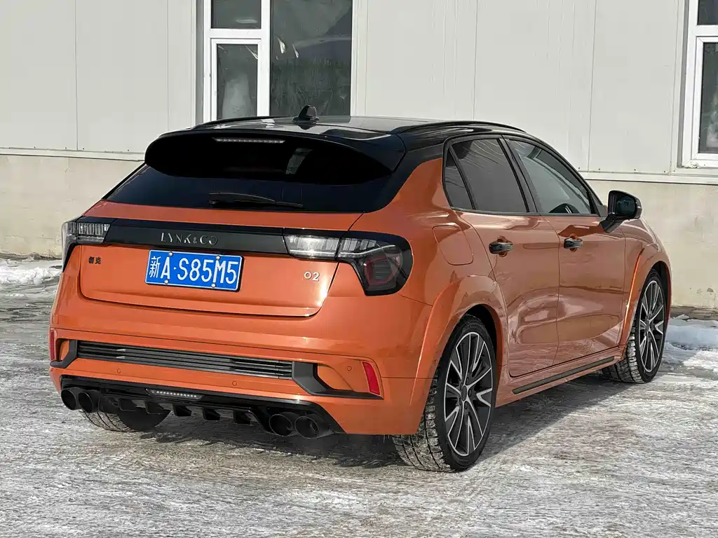LYNK & CO. 02 HATCHBACK