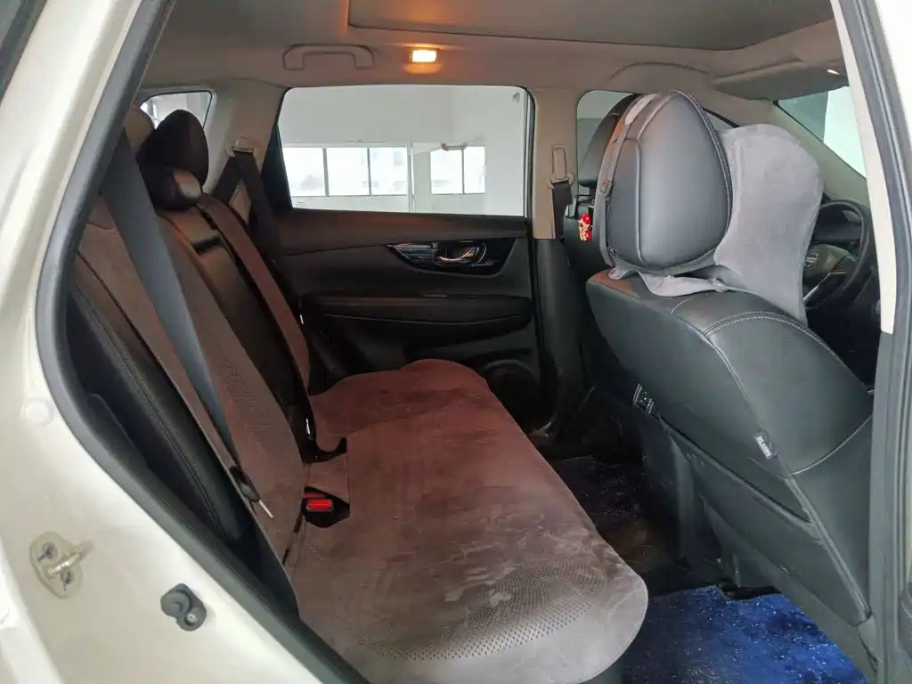 Nissan X-Trail — миниатюра 10