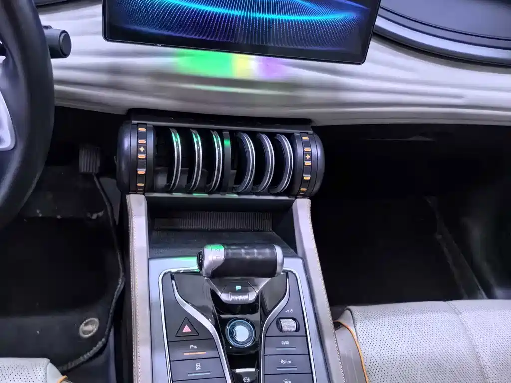 BYD Yuan Plus — миниатюра 11