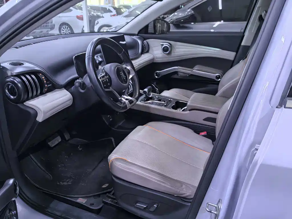 BYD Yuan Plus — миниатюра 7