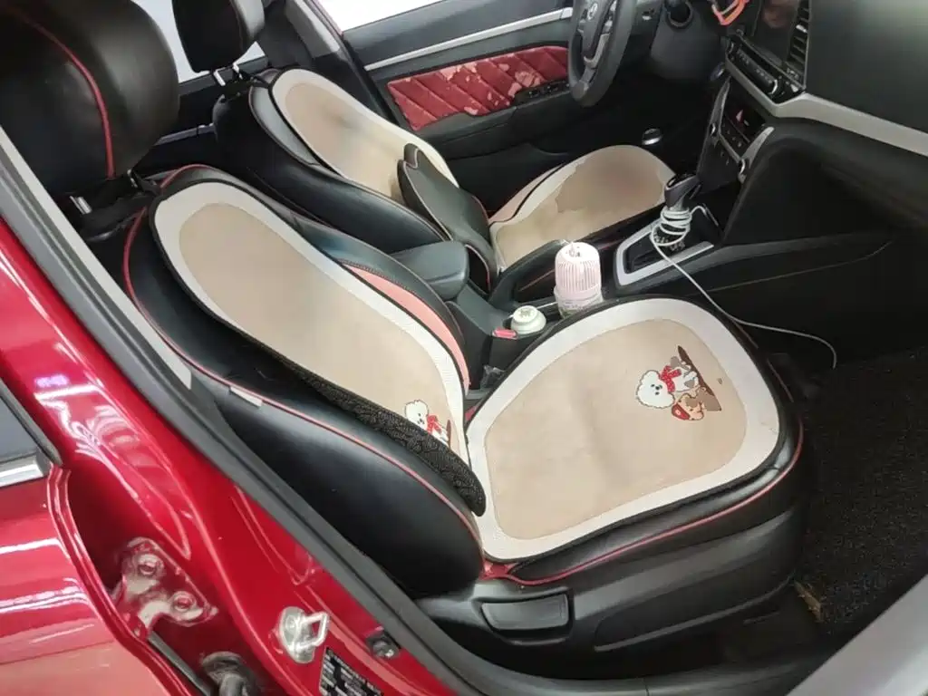 Hyundai Elantra — миниатюра 25