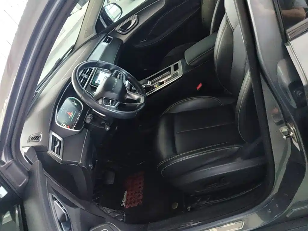 Roewe RX5 New Energy — миниатюра 15