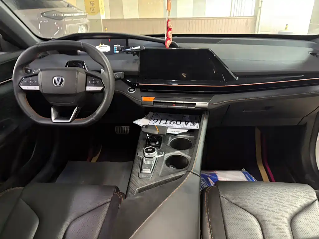 Changan UNI-V 2022 2.0T