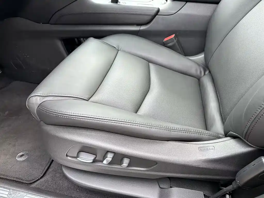 Cadillac XT5 — миниатюра 21
