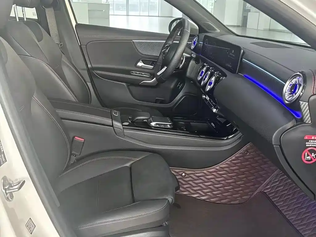 Mercedes-Benz A-Class — миниатюра 6