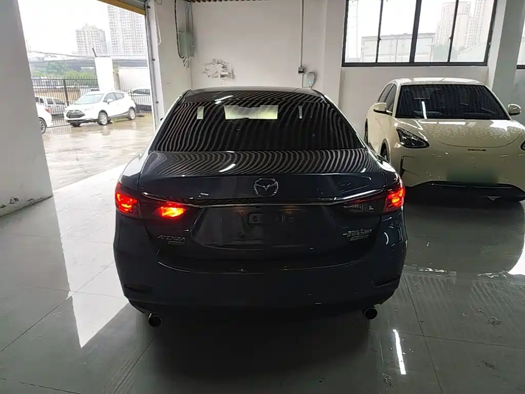 Mazda Atenza — миниатюра 6
