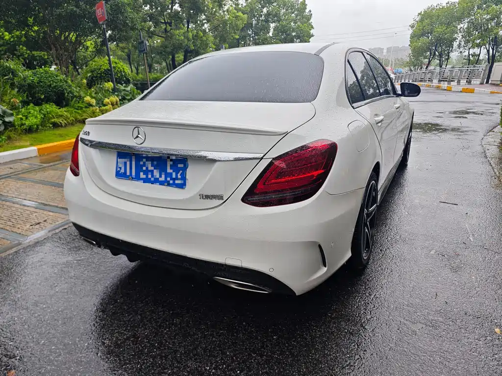 Mercedes-Benz C-Class — миниатюра 7