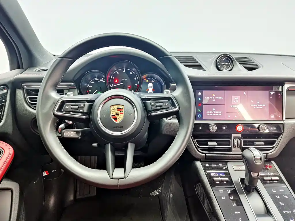 Porsche Macan — миниатюра 10