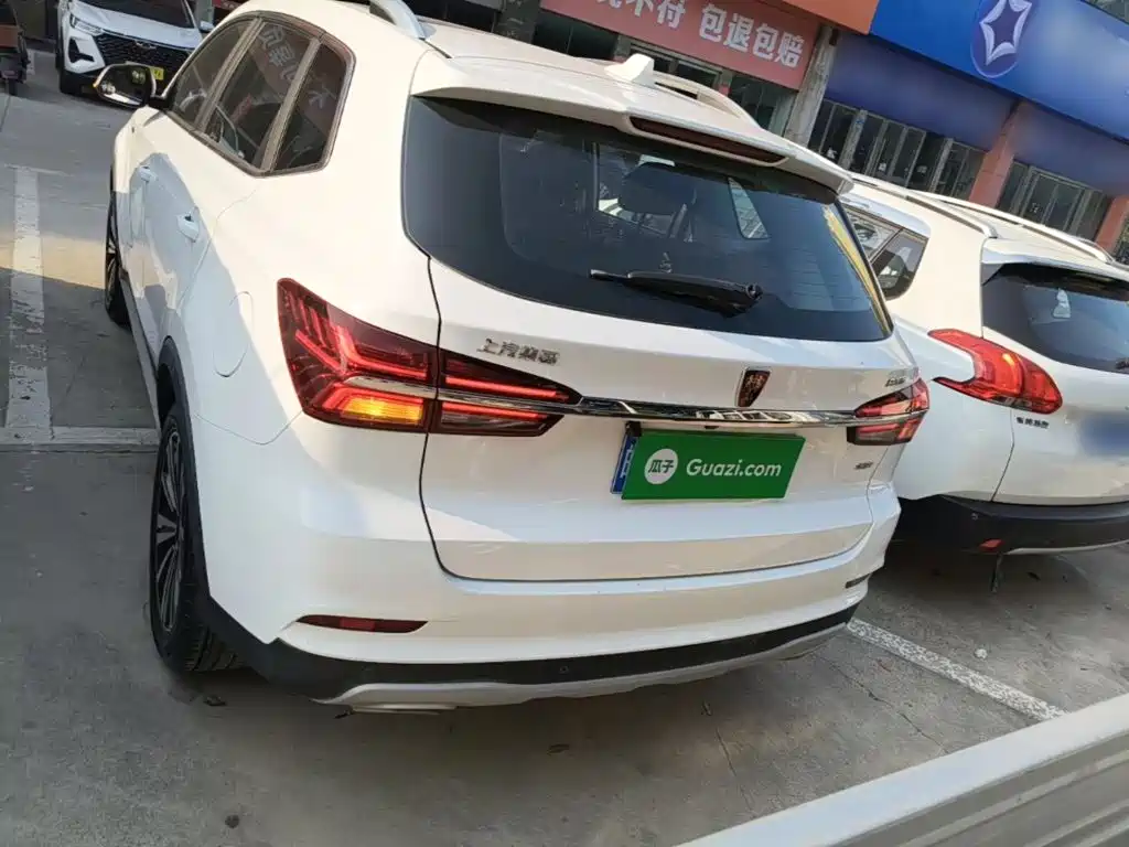 Roewe RX5 — миниатюра 6