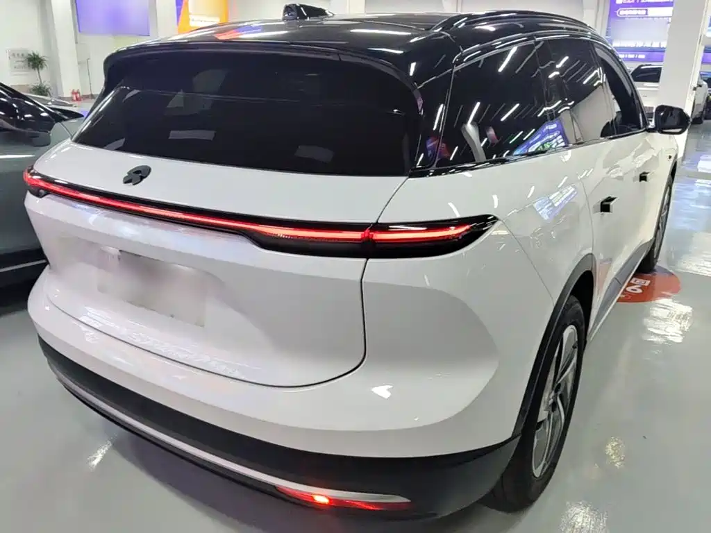 NIO ES6 — миниатюра 7