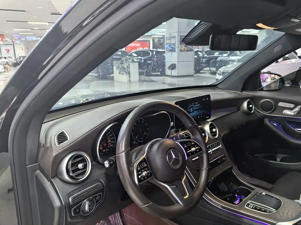 Mercedes-Benz GLC — миниатюра 10