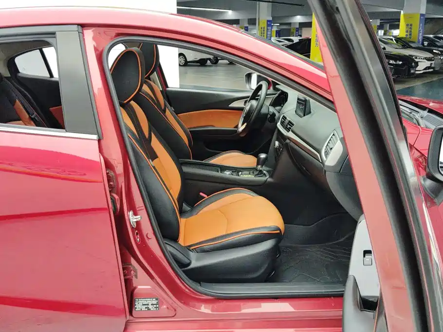 Mazda 3 Axela — миниатюра 8