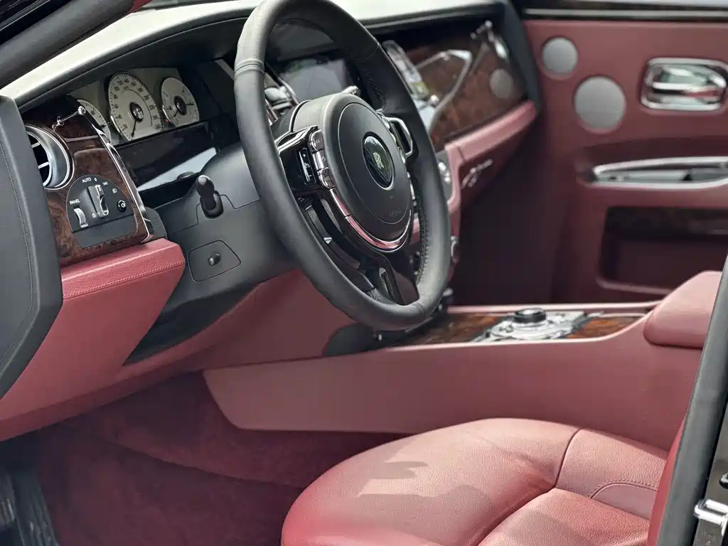 Rolls-Royce Ghost — миниатюра 8