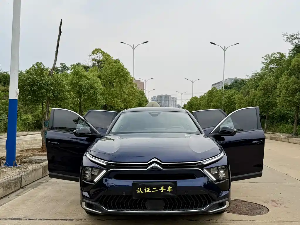 Citroen C5 X 2024 1.6T