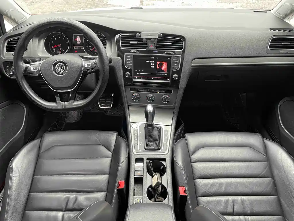 Volkswagen Golf — миниатюра 7