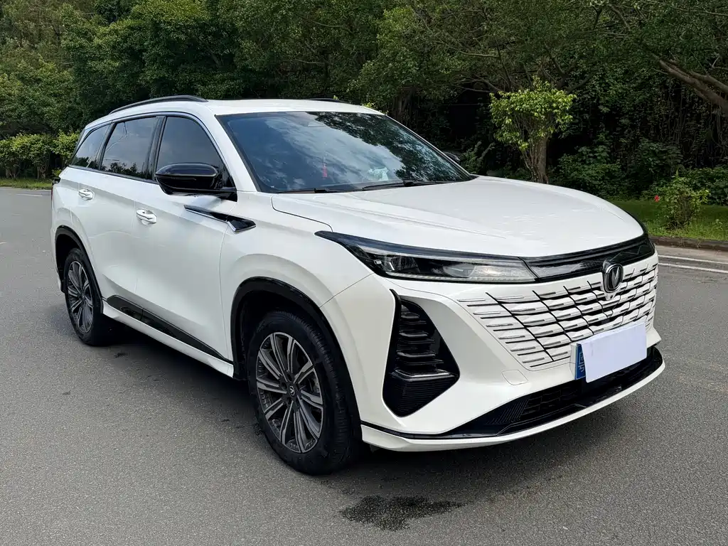 Changan Changan CS75PLUS — миниатюра 3